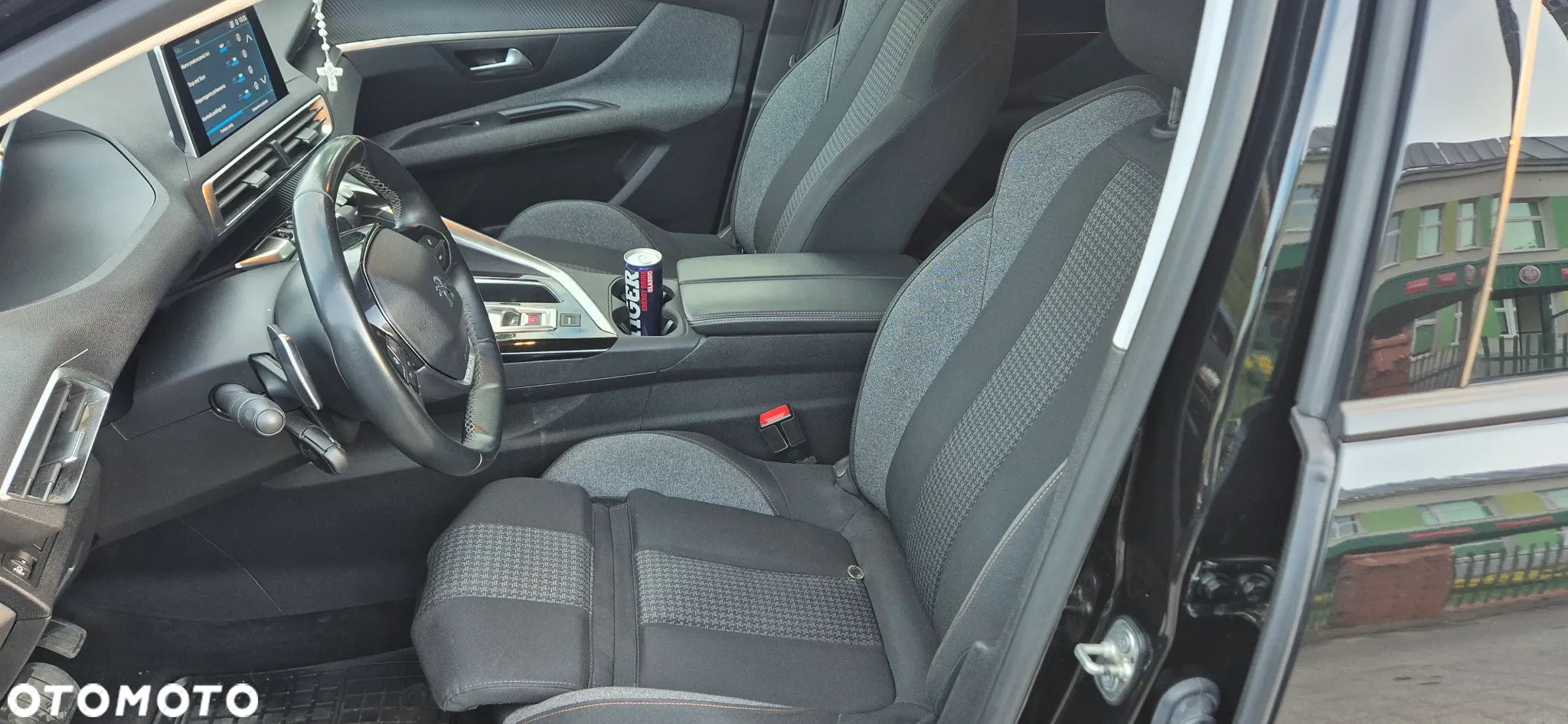 Peugeot 3008 1.5 BlueHDi Active S&S EAT8 - 12