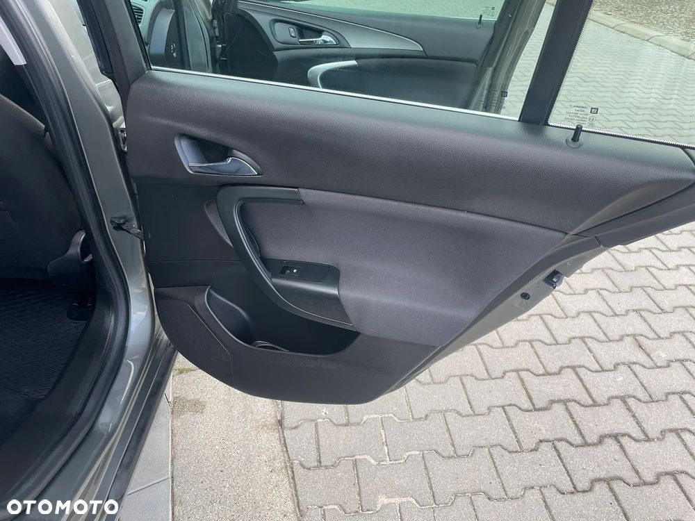 Opel Insignia 1.6 CDTI Cosmo S&S - 25