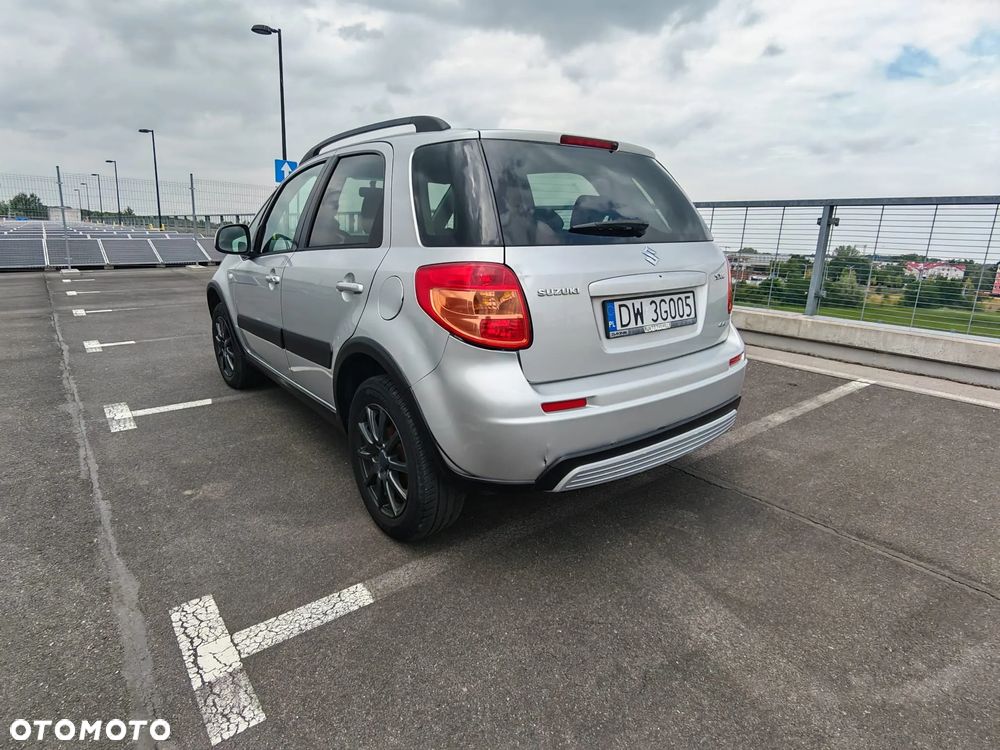 Suzuki SX4 1.6 GS / Premium 4WD - 23