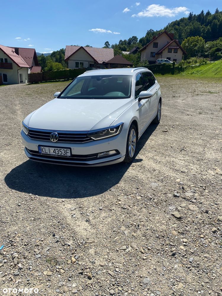 Volkswagen Passat Variant 2.0 TDI SCR DSG Highline - 2