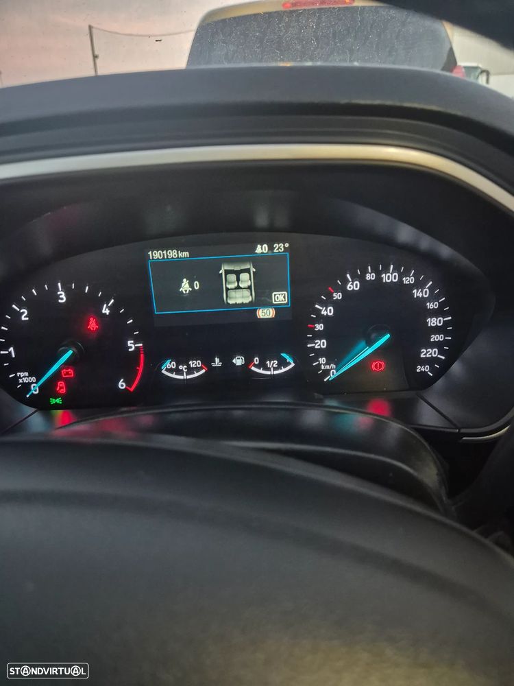 Ford Focus SW 1.5 EcoBlue S&S TREND - 12