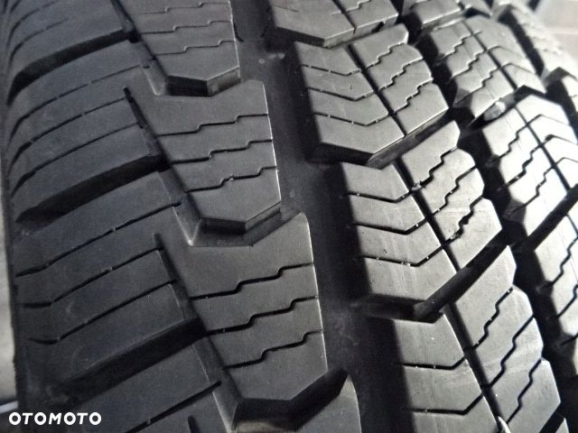 225/75/R16C 121/120R Matador Variant AllWeather 2 - 3