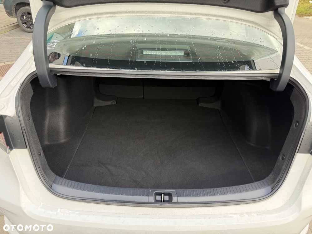 Toyota Corolla 1.8 Hybrid GPF Comfort - 11