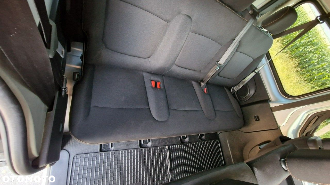 Renault Trafic - 26