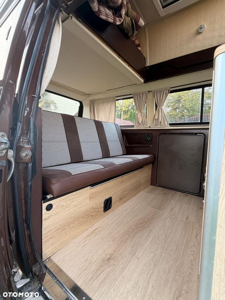 Volkswagen Transporter - 3