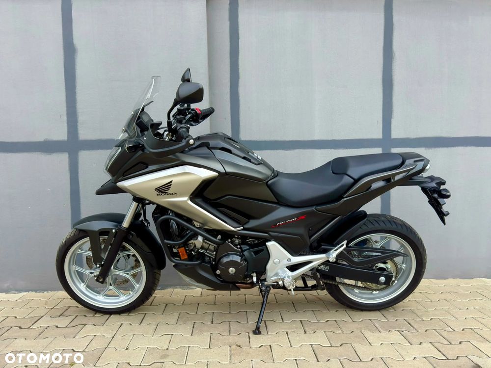 Honda NC - 6