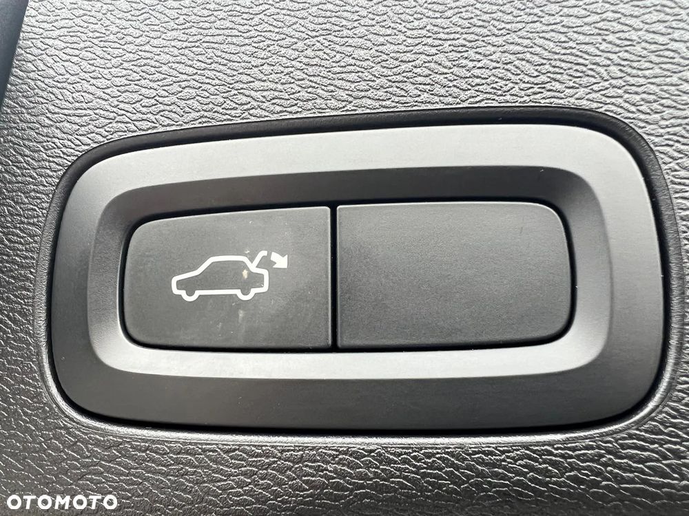 Volvo XC 60 B5 D AWD Geartronic Momentum Pro - 26