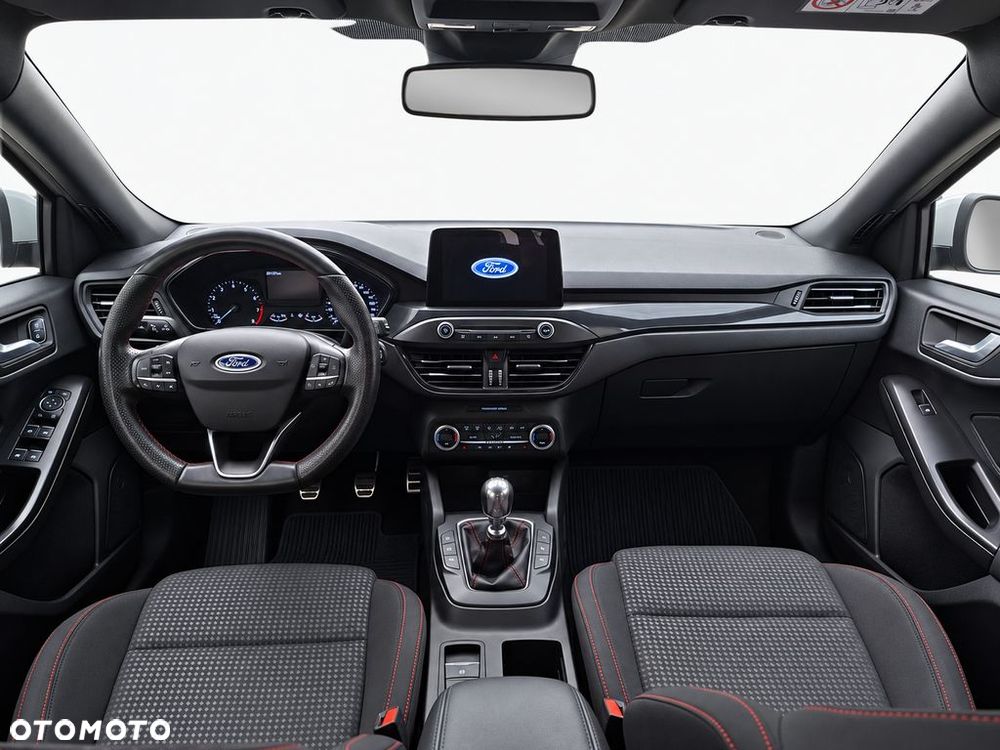 Ford Focus 1.5 EcoBoost ST-Line - 10