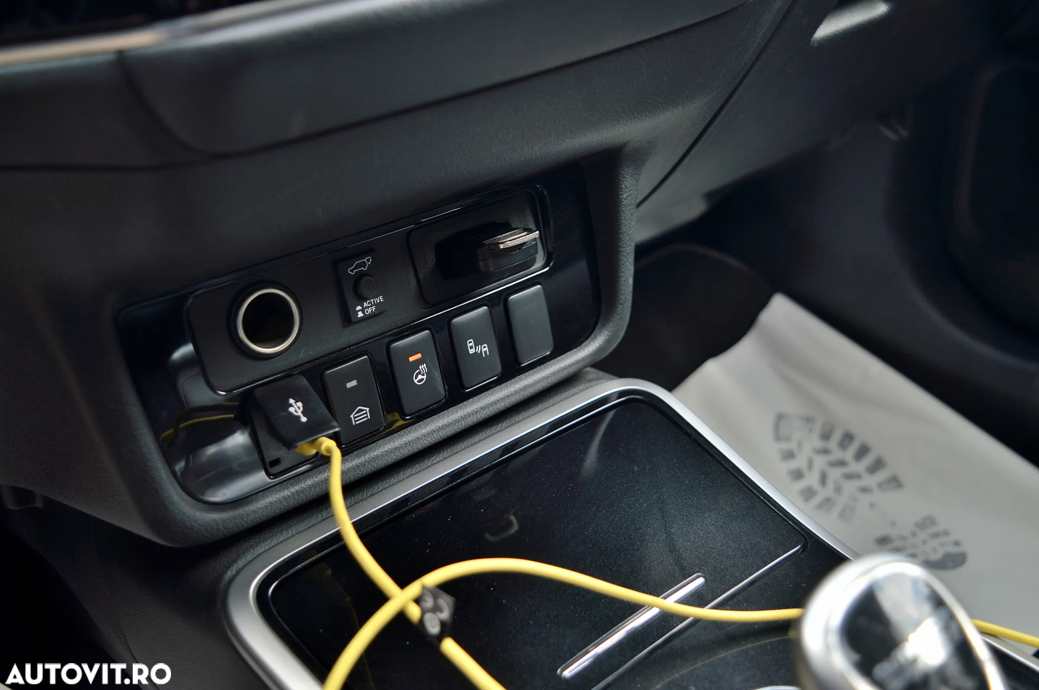 Mitsubishi Outlander 2.4 4WD Plug-In Hybrid - 10