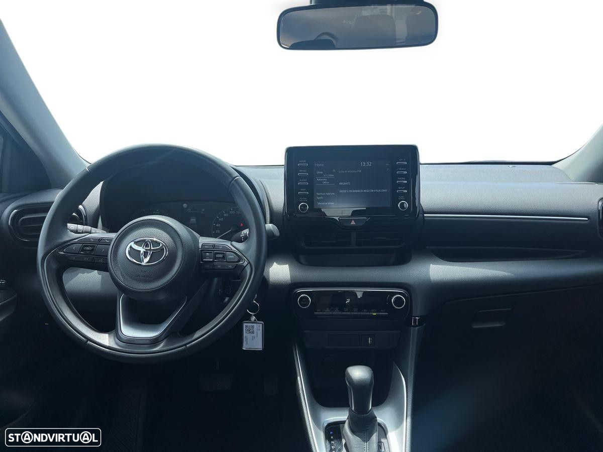 Toyota Yaris - 8