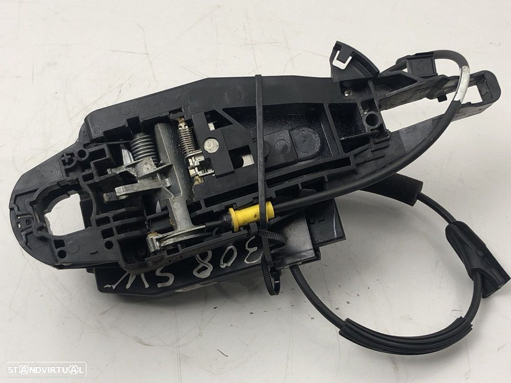 Fecho da porta Trás Dto Usado PEUGEOT 308 SW II 1.6 BlueHDi 120 | 03.14 - - 4