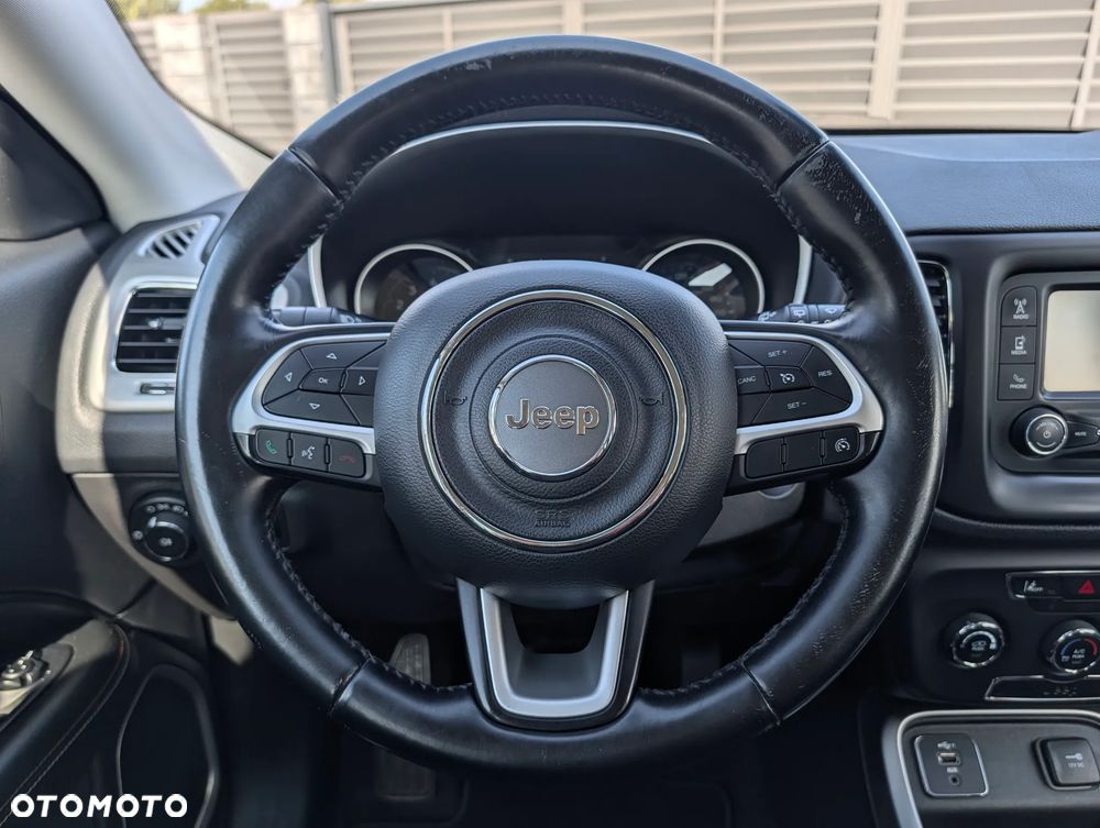 Jeep Compass 1.4 TMair Sport FWD S&S - 23