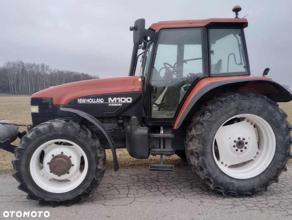 New Holland M100 - 15