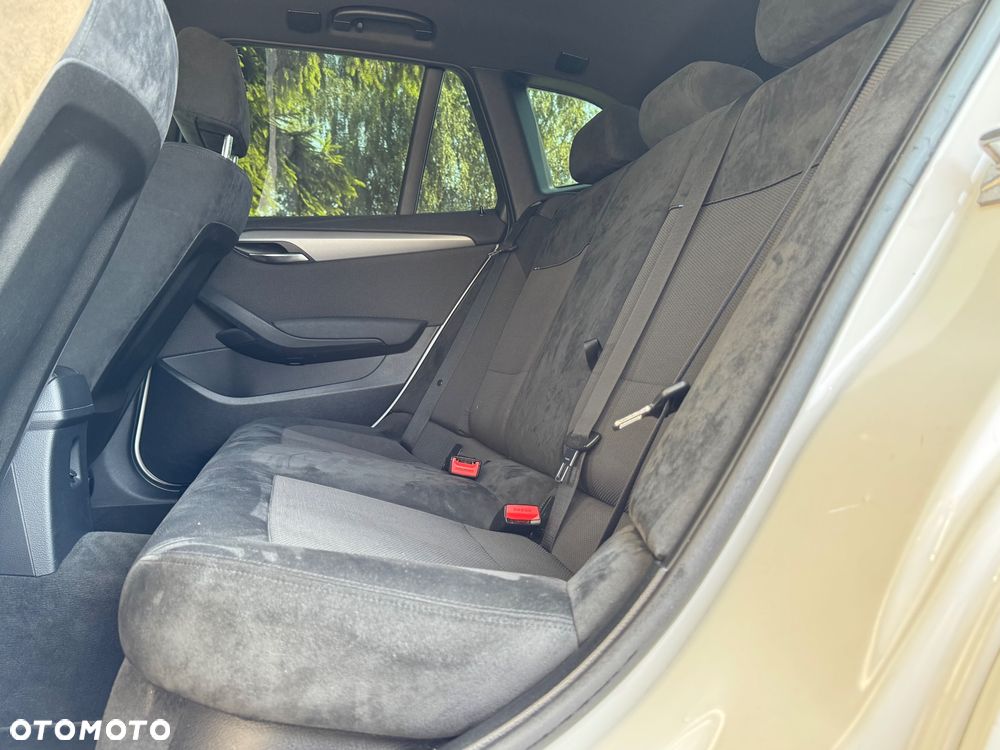 BMW X1 sDrive18d Sport Line - 20