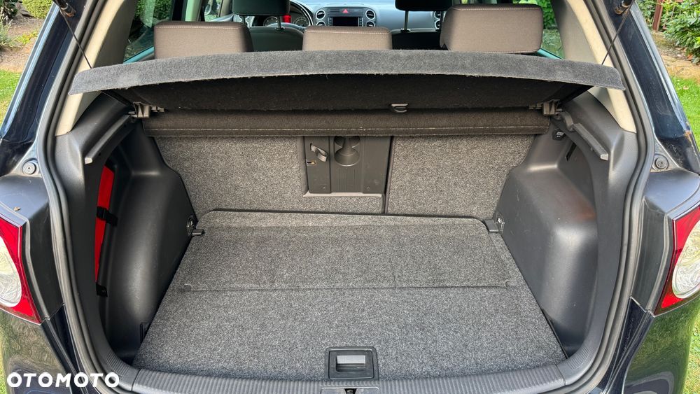 Volkswagen Golf Plus 2.0 TDI Comfortline - 33