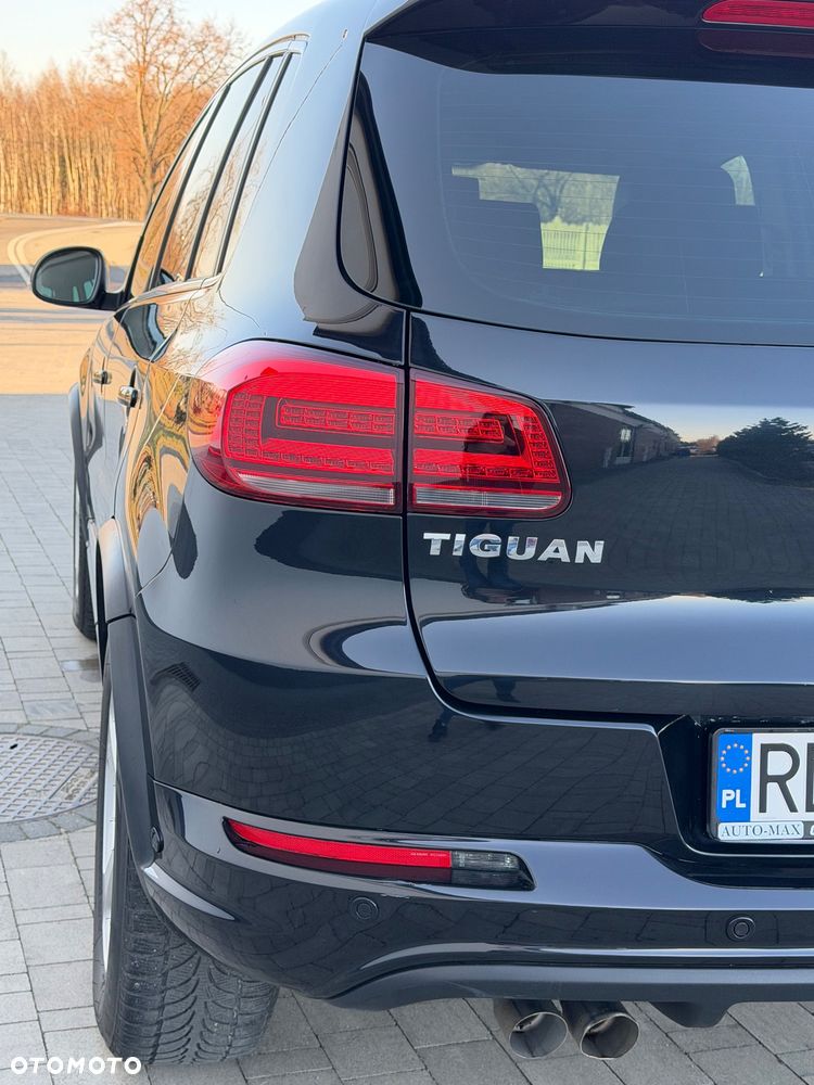Volkswagen Tiguan - 11