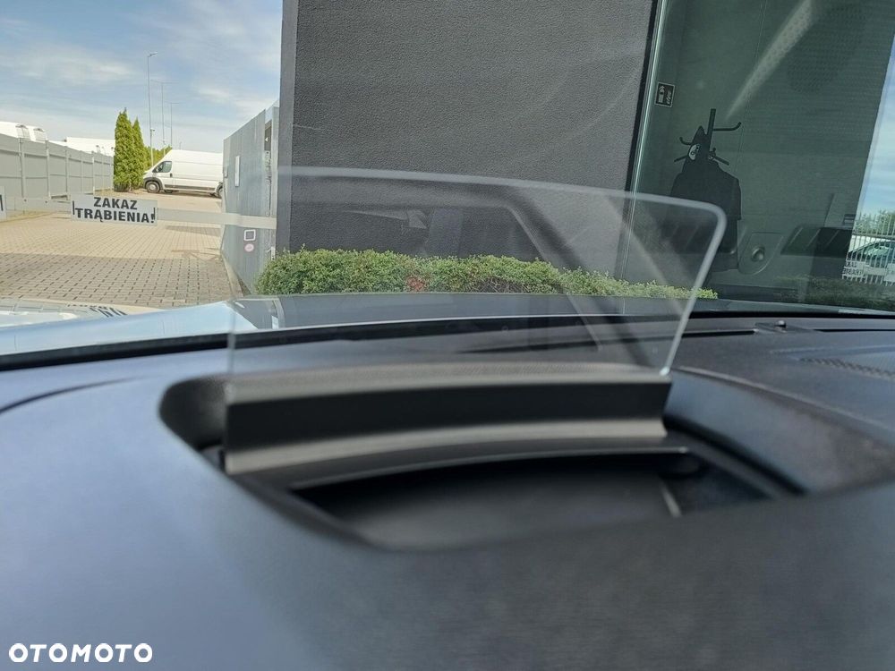 Citroën C4 1.2 PureTech Shine S&S - 23