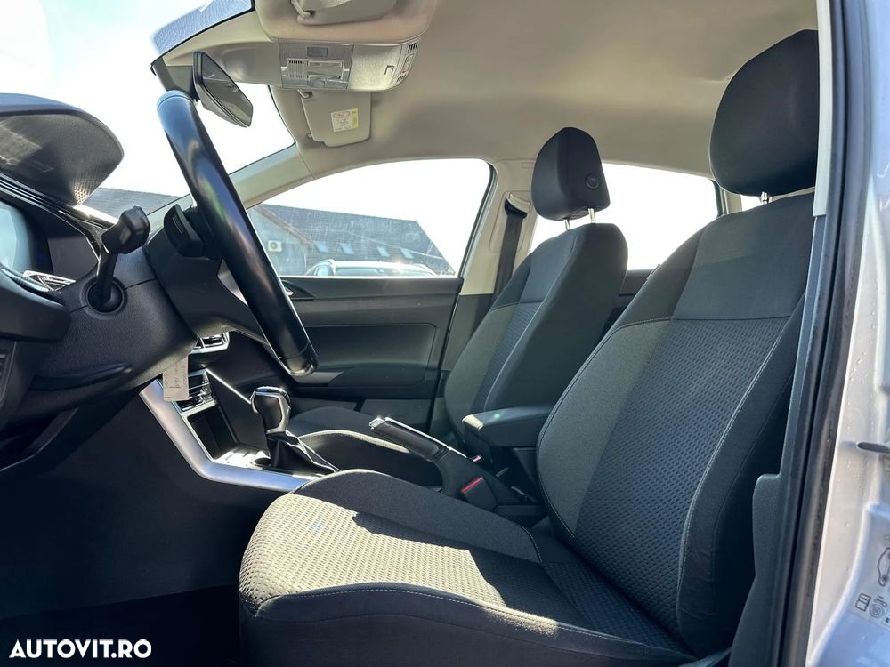 Volkswagen Polo 1.0 TSI DSG Life - 31