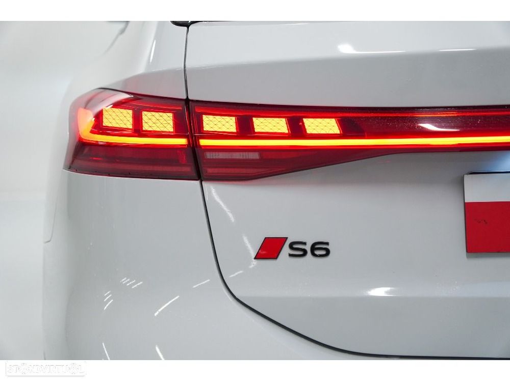 Audi A6 Avant e-tron - 7