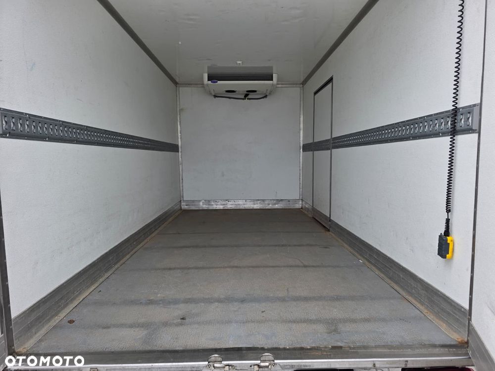 Iveco 50C18 Chłodnia Izoterma Winda 1000 kg ! 8EP + Zasilanie 230V Krajowy ! - 14