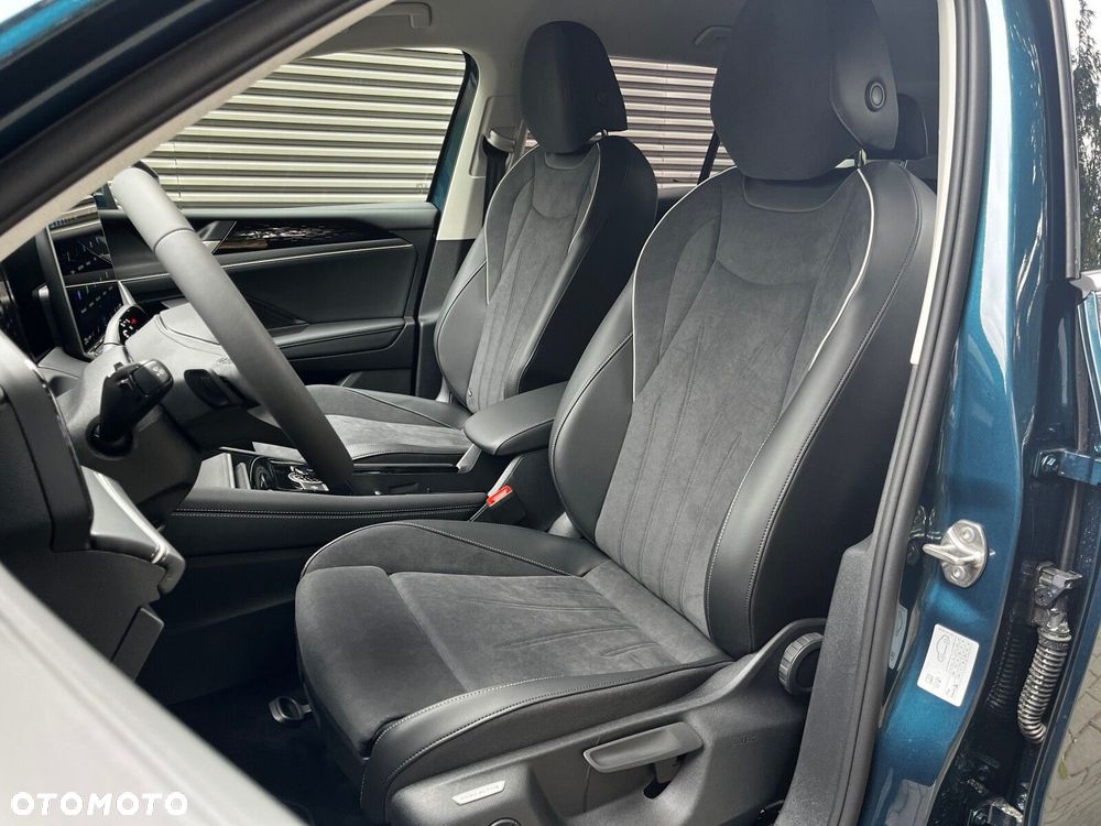Volkswagen Tiguan - 11