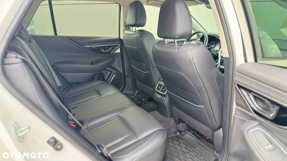 Subaru Outback 2.5i Exclusive (EyeSight) Lineartronic - 13