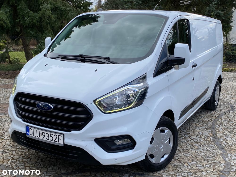 Ford TRANSIT CUSTOM - 2