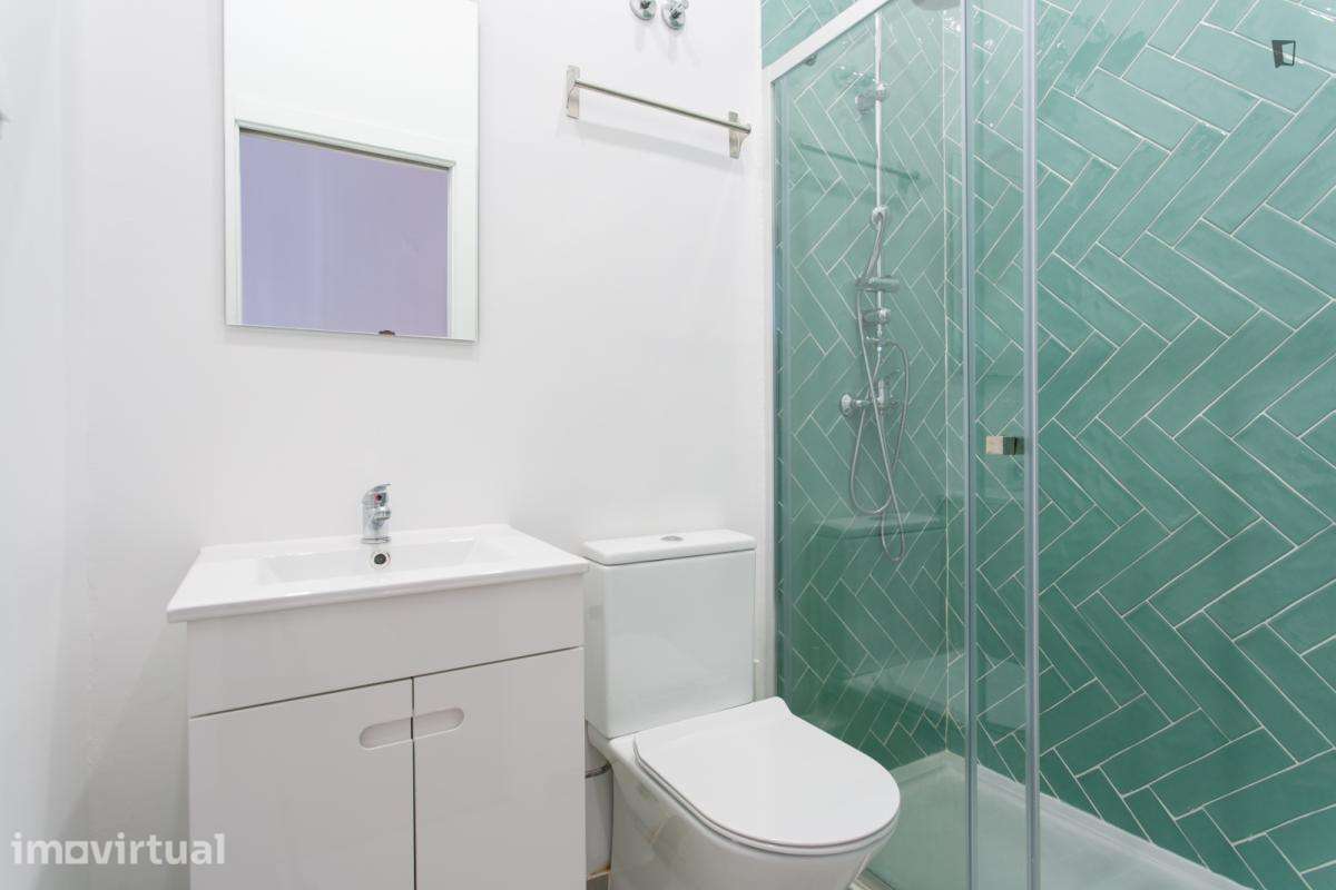 Quarto - localizado em Anjos Lisbon - Grande imagem: 5/27