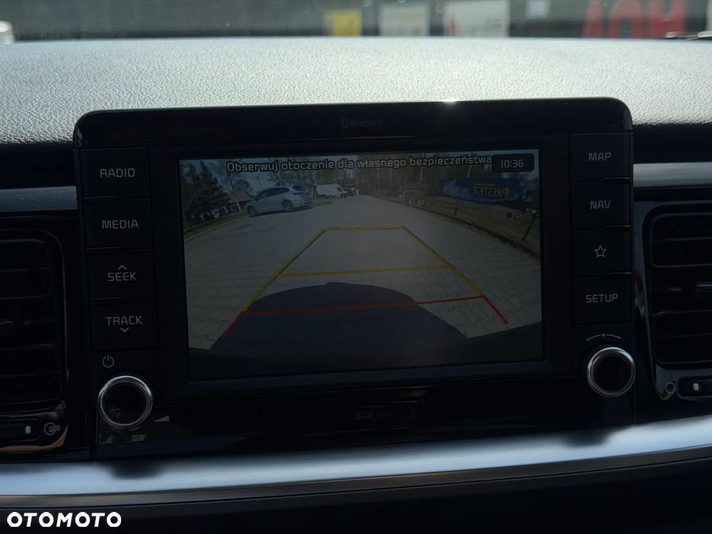 Kia Stonic - 22
