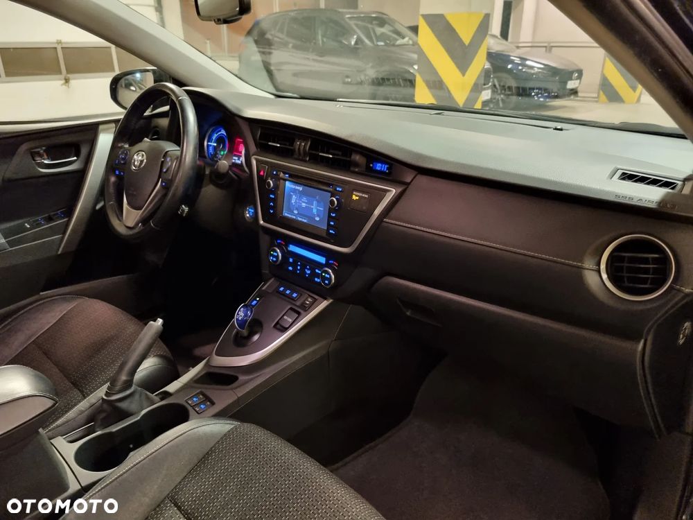 Toyota Auris - 19