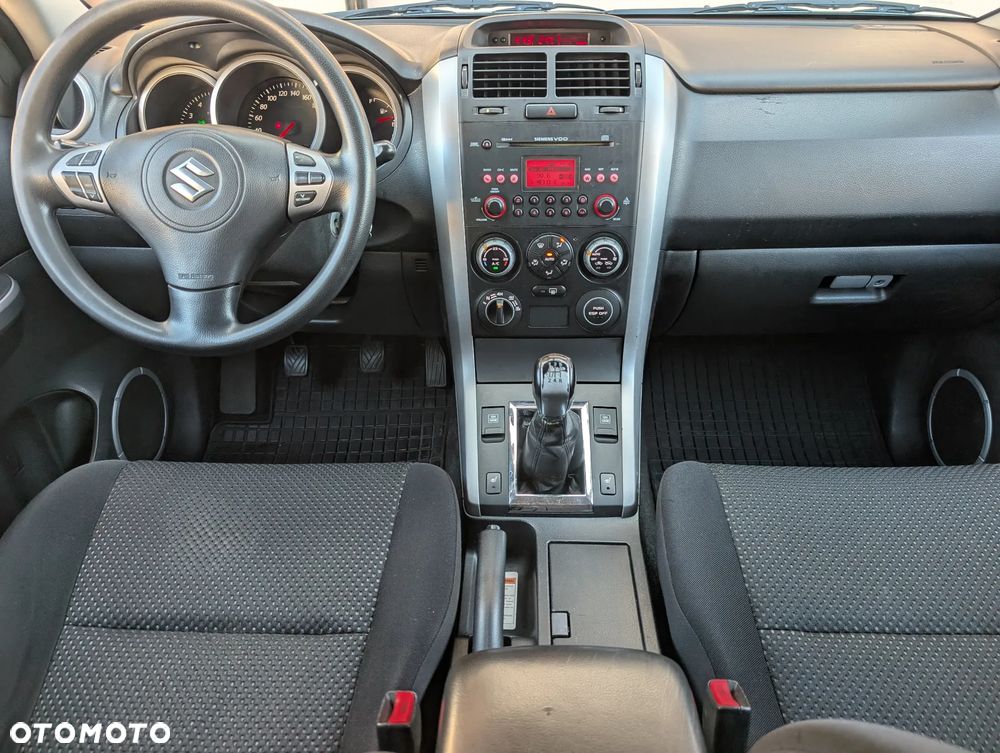 Suzuki Grand Vitara 1.9 DDiS Comfort - 7