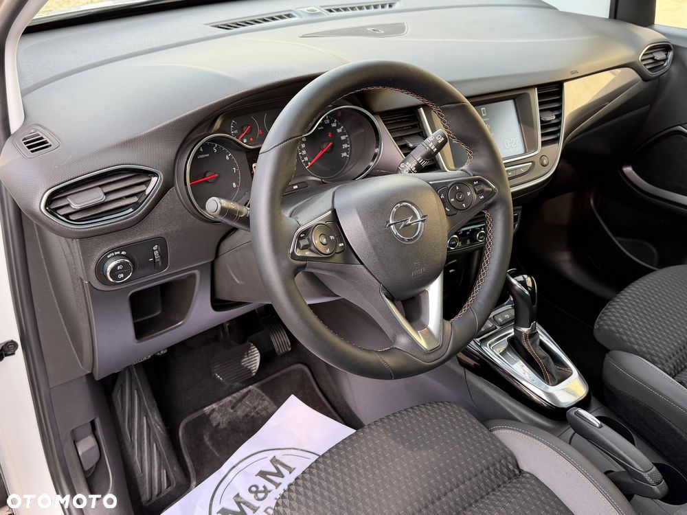 Opel Crossland X 1.2 T Design Line S&S - 15