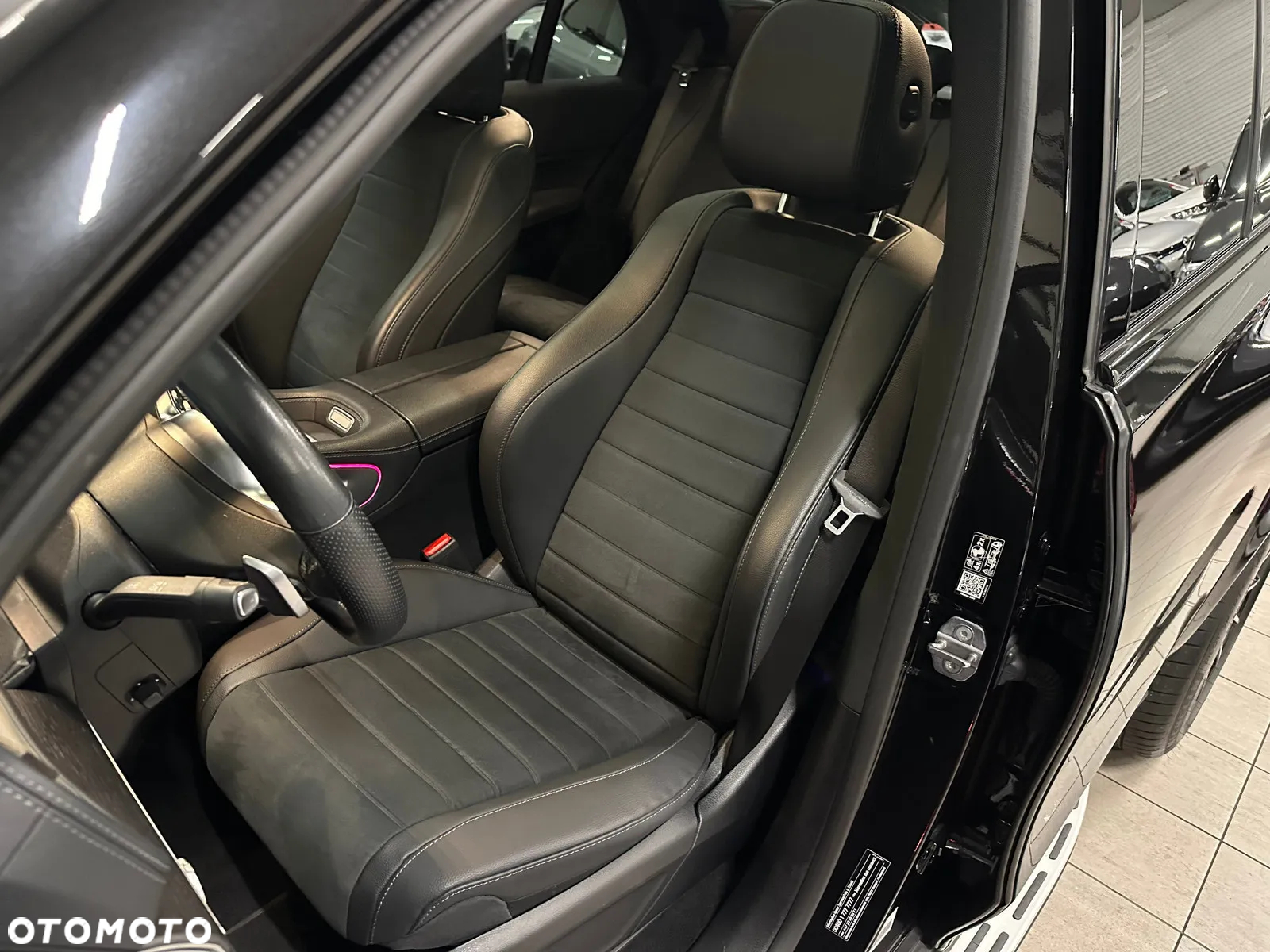Mercedes-Benz GLE Coupe 400 e PHEV 4-Matic AMG Line - 22
