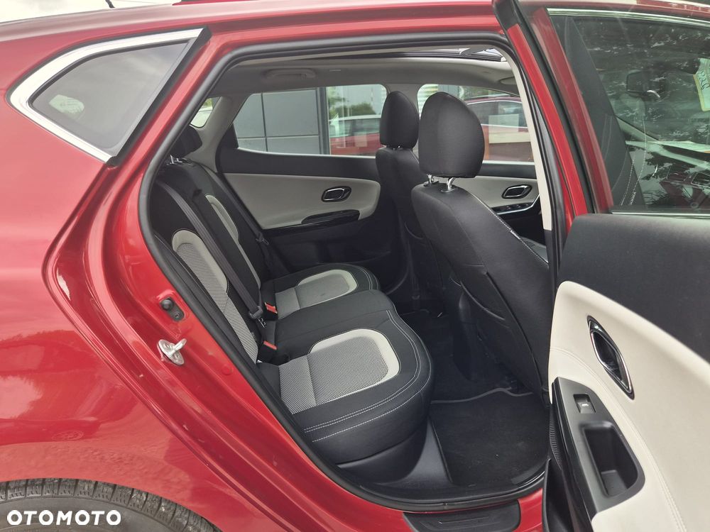Kia Ceed 1.6 CRDi ISG Vision - 27