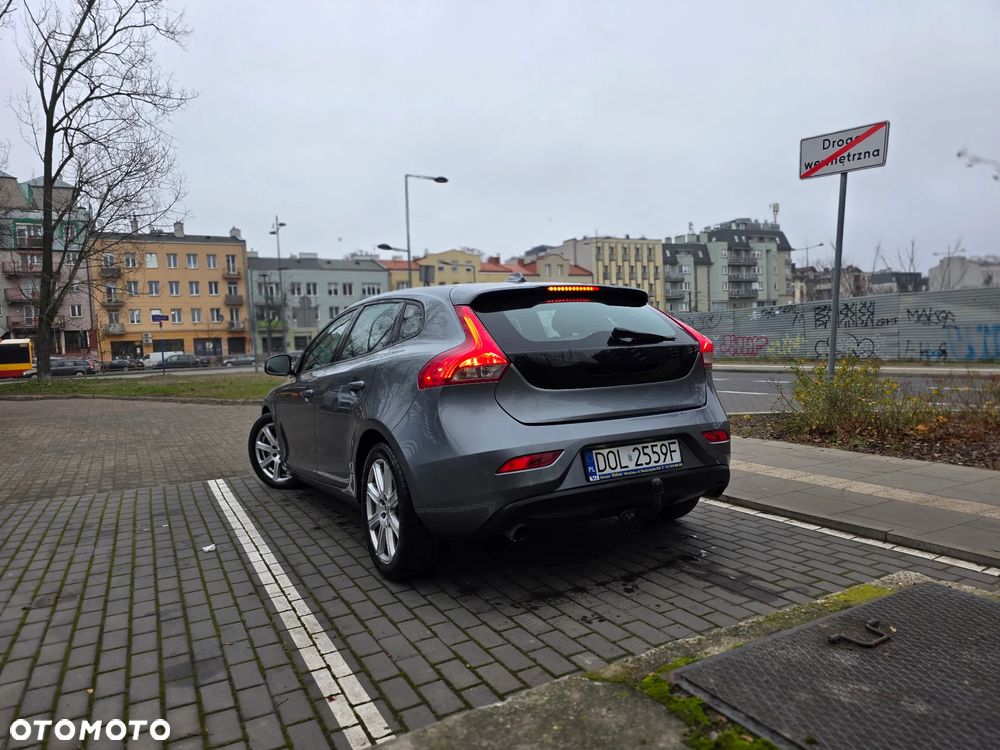 Volvo V40 - 27