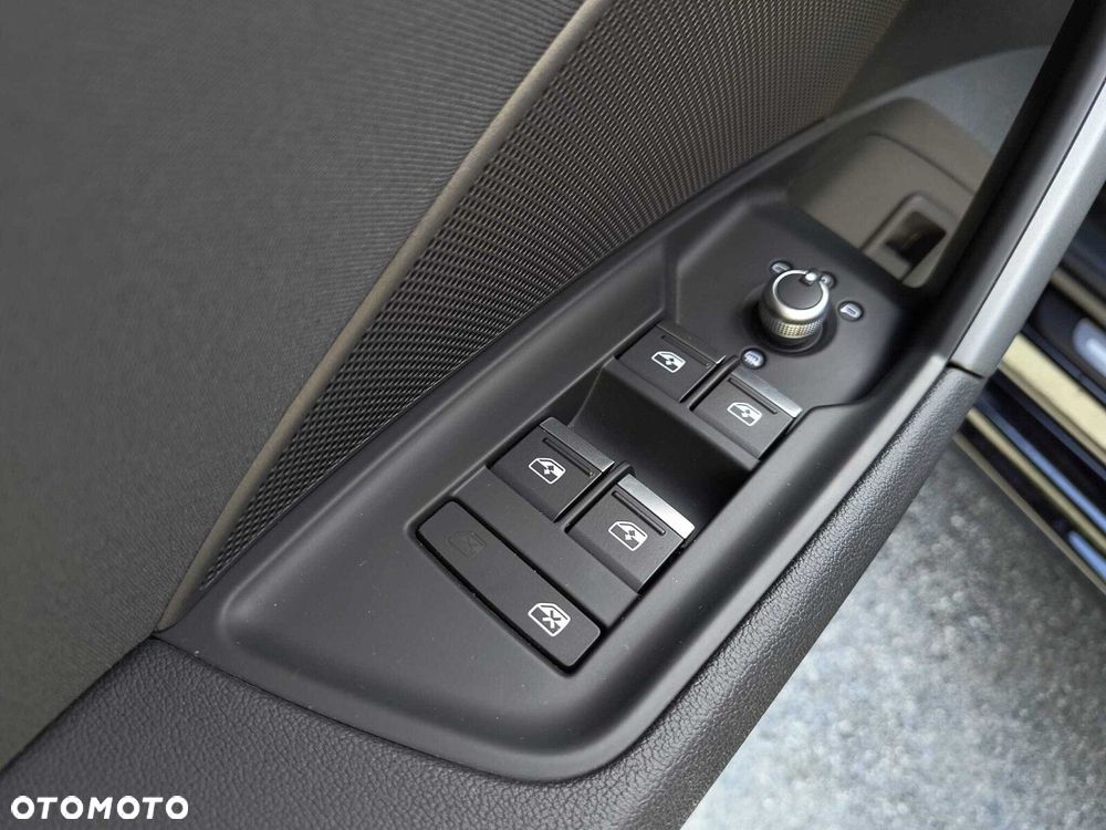 Audi A3 Limousine 35 TFSI mHEV Advanced S tronic - 14