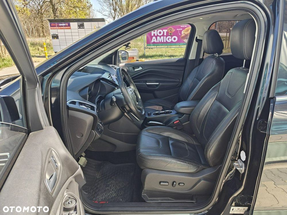 Ford Kuga - 10