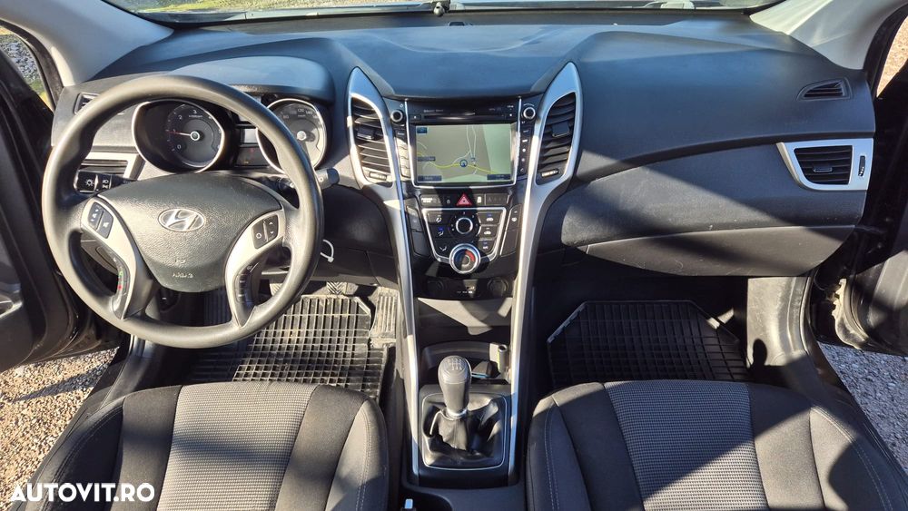 Hyundai i30 i30cw 1.4 CRDi Classic - 12