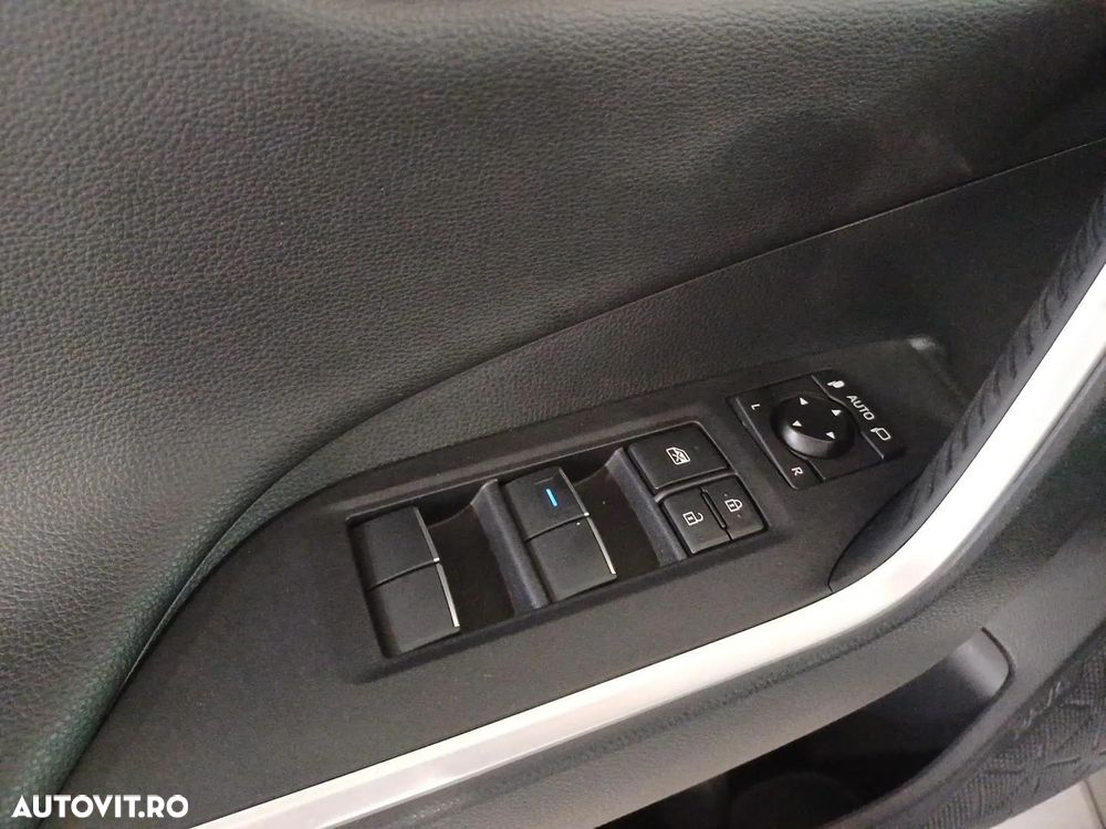 Toyota RAV4 - 14