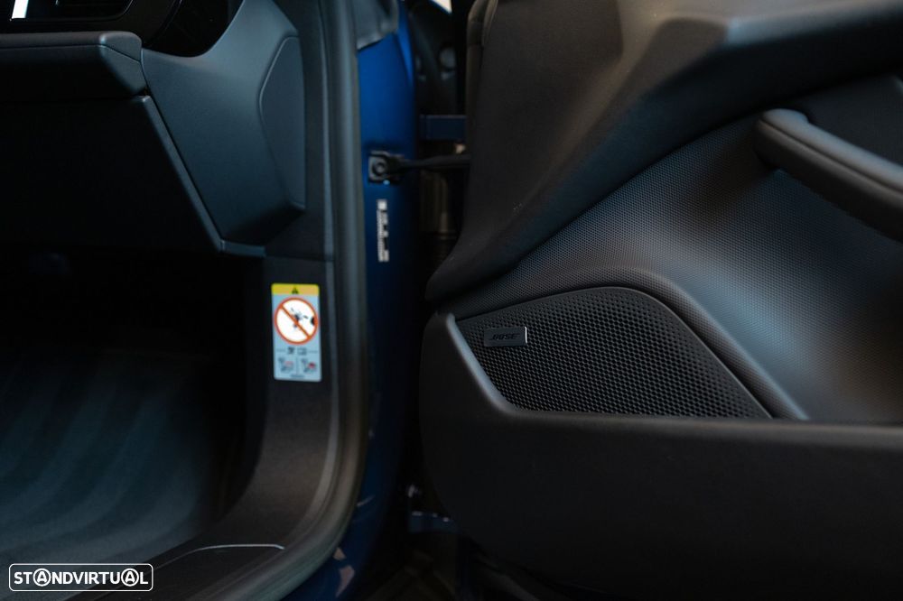 Porsche Taycan Bateria Performance Plus - 27