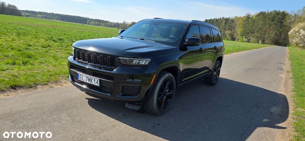 Jeep Grand Cherokee - 36