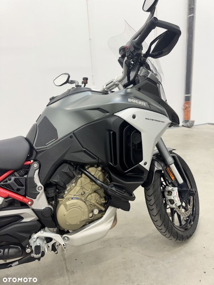 Ducati Multistrada - 13
