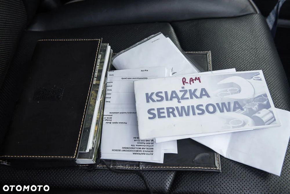 RAM 1500 Crew Cab Shortbed Limited - 31