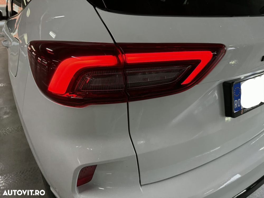 Ford Kuga 2.5 Duratec FWD PHEV ST-Line X - 18