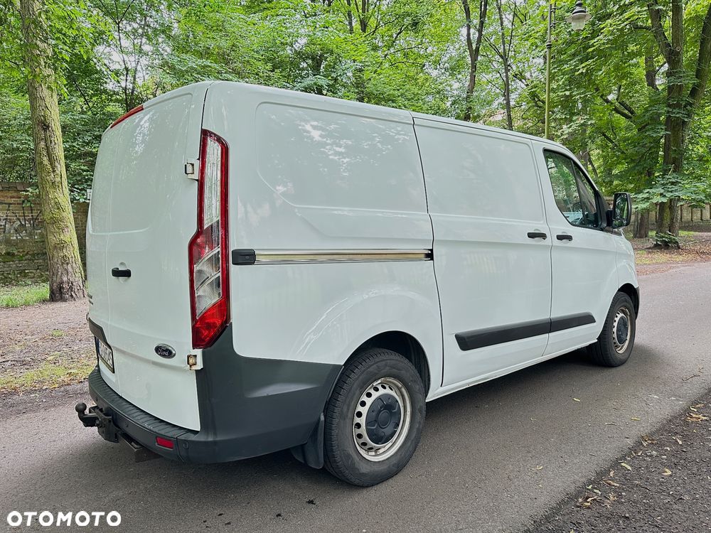 Ford TRANSIT CUSTOM - 6