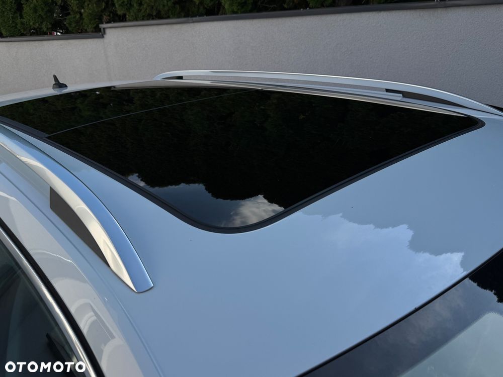 Skoda Superb 2.0 TDI DSG L&K - 17