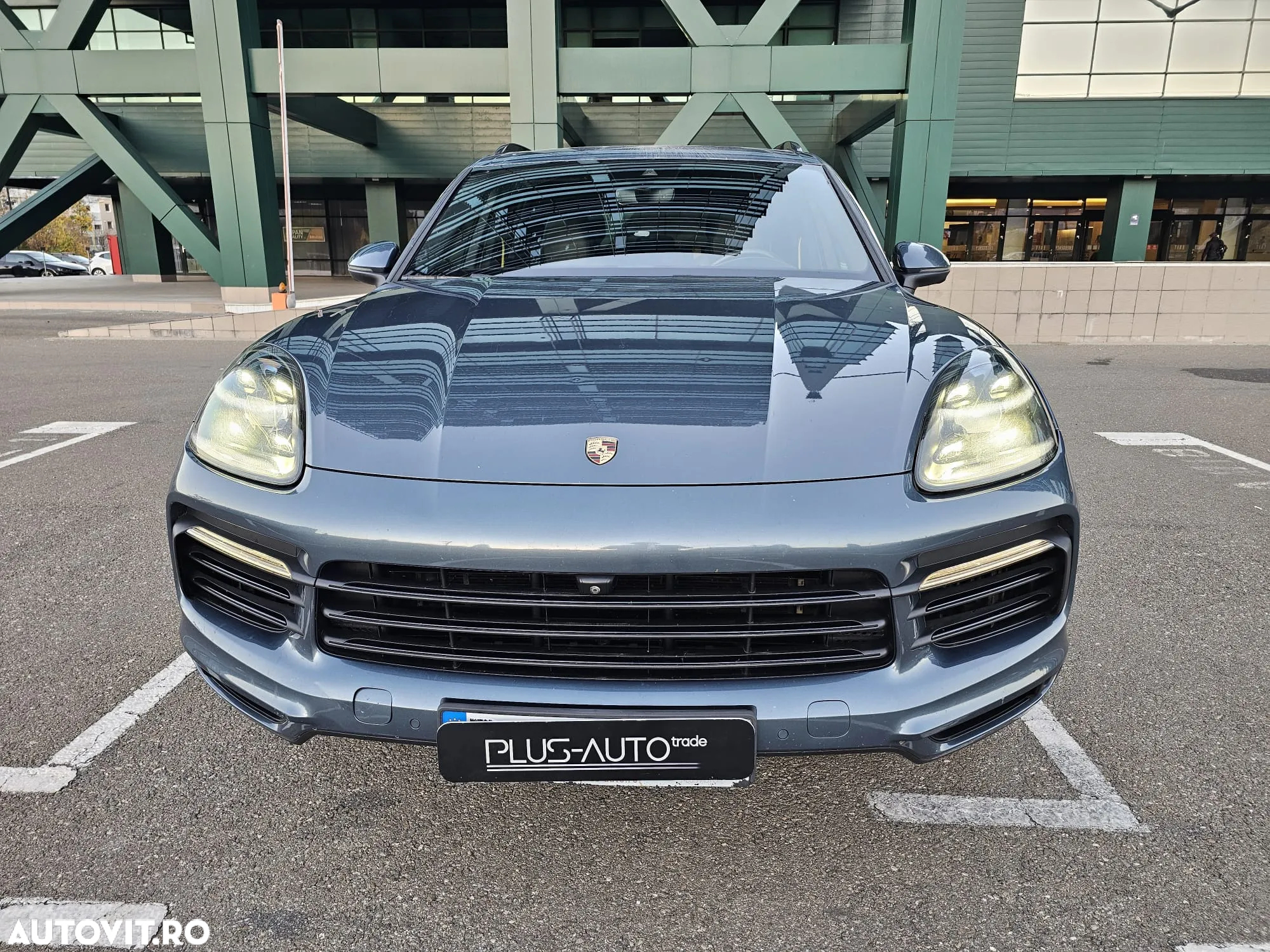 Porsche Cayenne S - 2