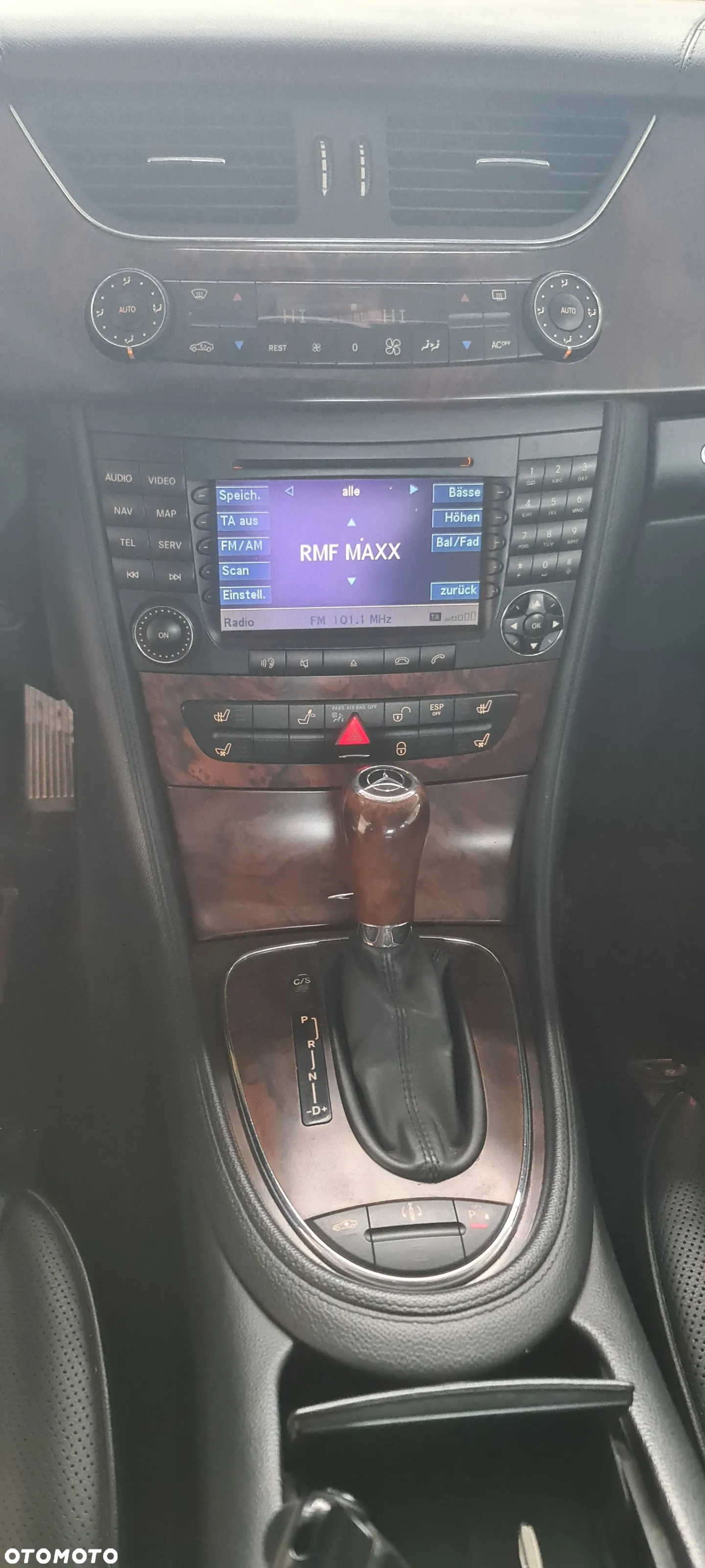 Mercedes-Benz CLS - 10