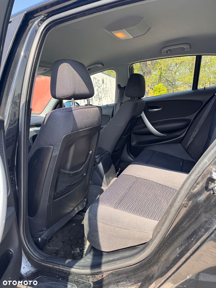BMW Seria 1 120d - 5