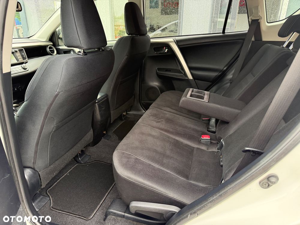 Toyota RAV4 - 32
